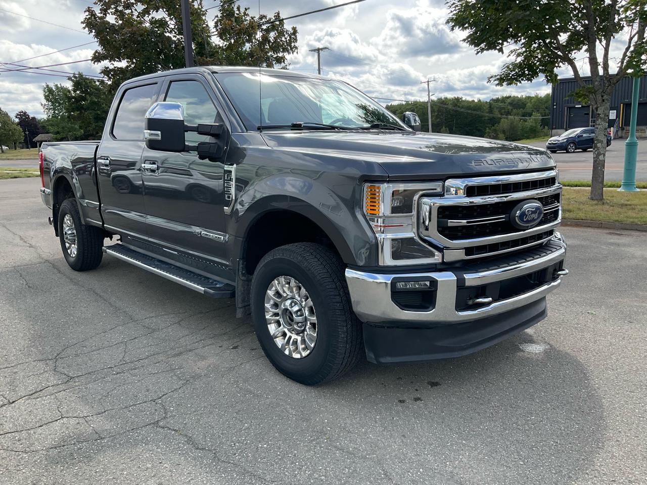 2020 Ford F-250 Super Duty SRW Lariat Photo5