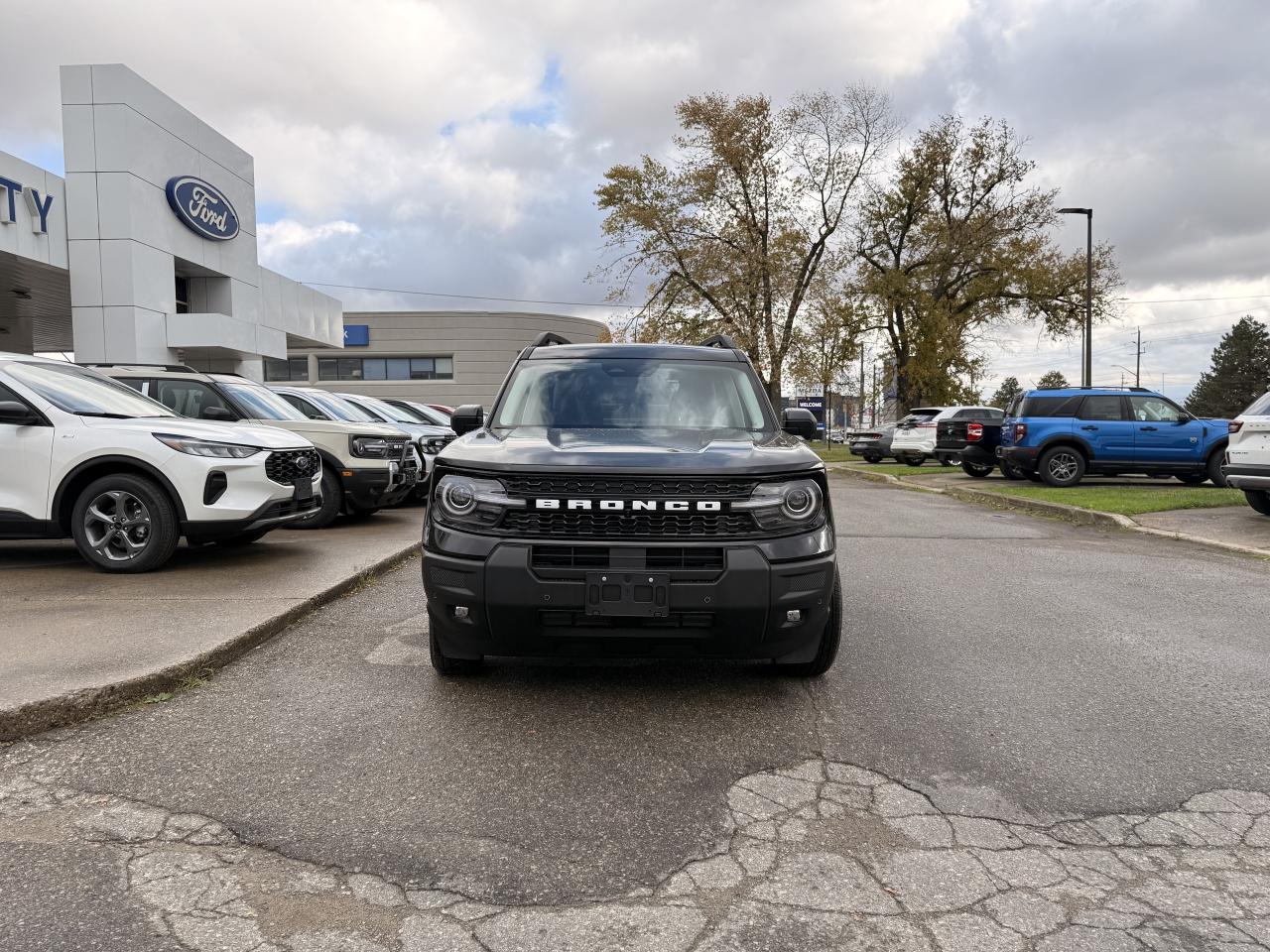 2025 Ford Bronco Sport Outer Banks Photo4