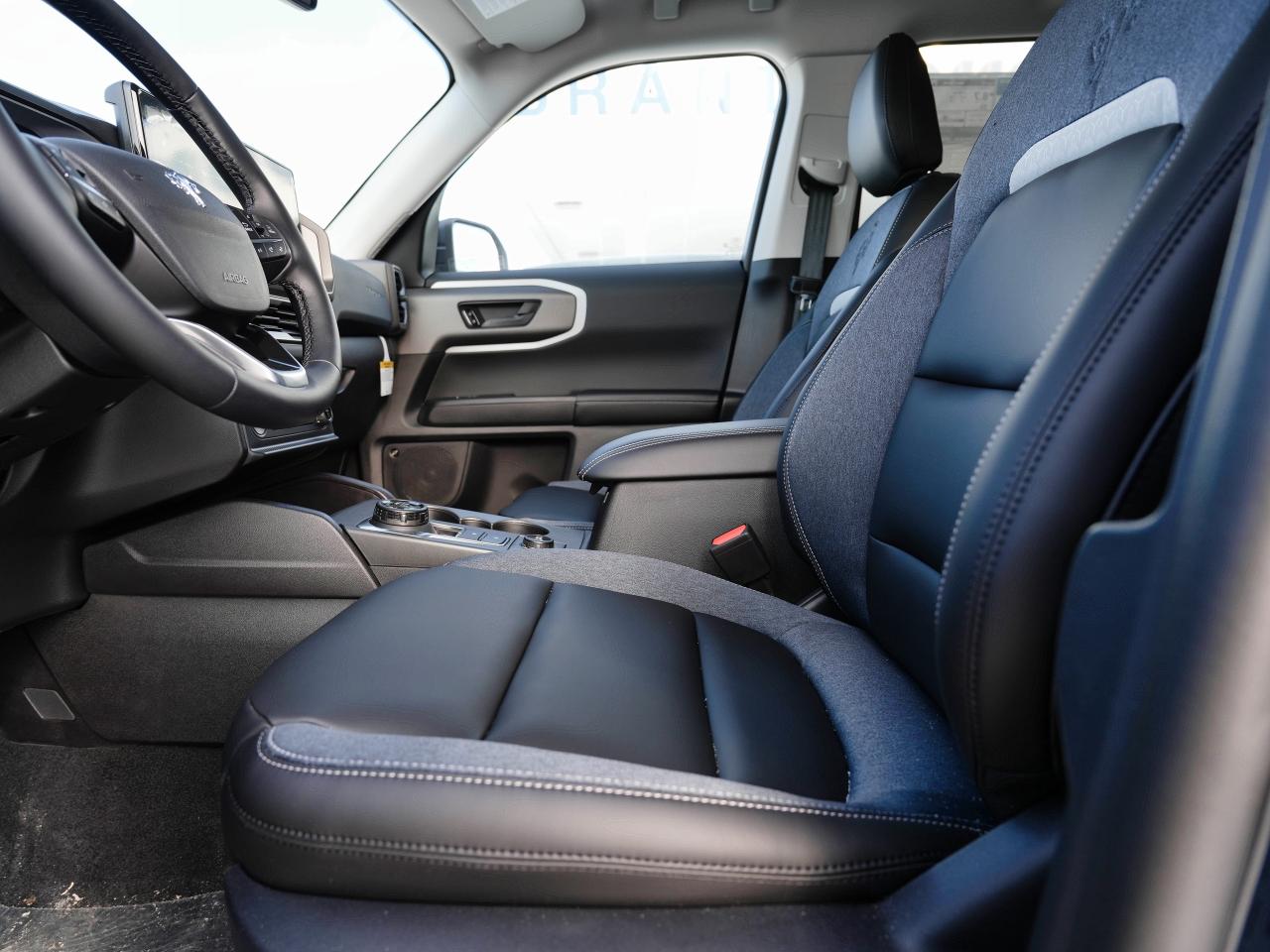 2025 Ford Bronco Sport OUTER BANKS | 1.5L | AWD | 360 BACK UP CAM | NAVI Photo