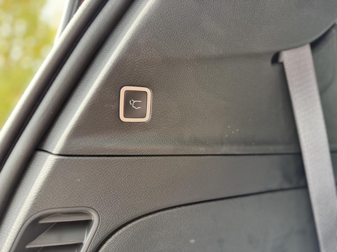 2026 Chrysler Pacifica Select FWD Photo