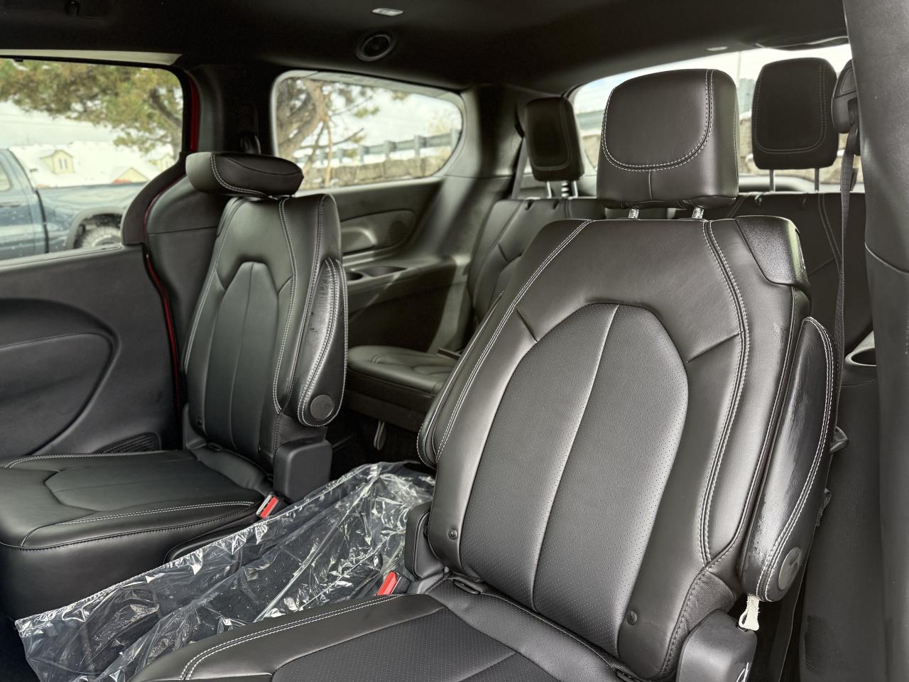 2026 Chrysler Pacifica Select FWD Photo