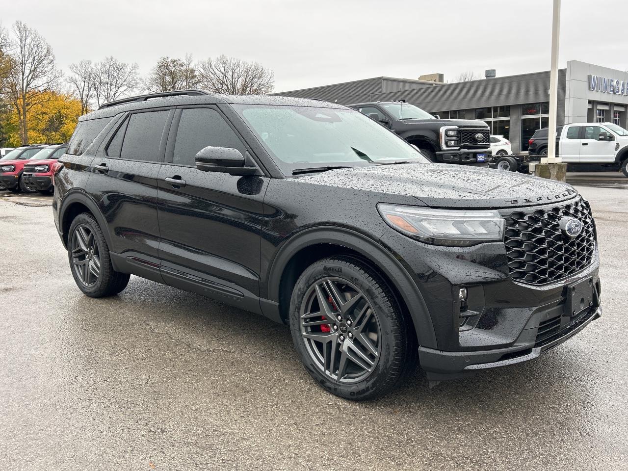 2025 Ford Explorer ST  -  Sunroof -  Cooled Seats Photo2