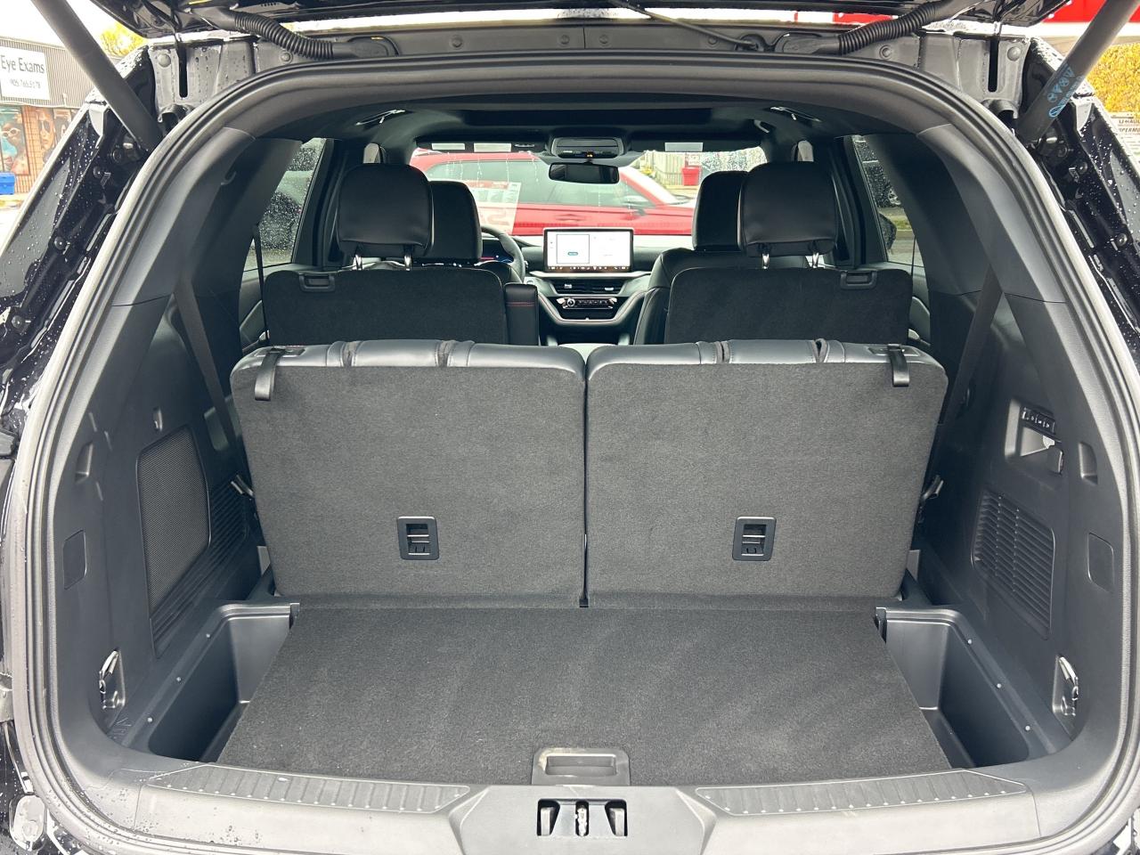 2025 Ford Explorer ST  -  Sunroof -  Cooled Seats Photo