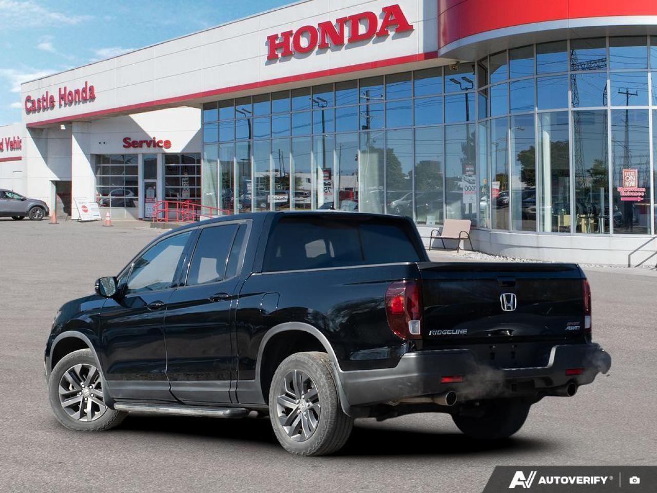 2022 Honda Ridgeline  Photo3