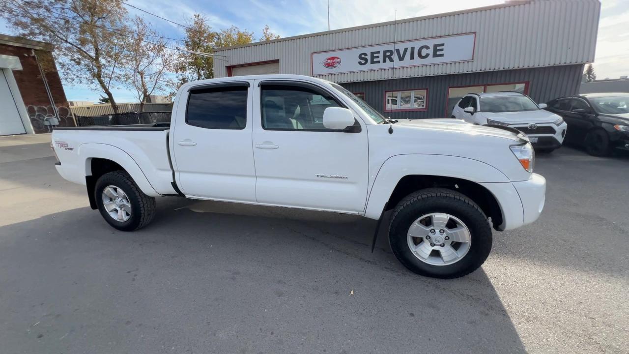 2011 Toyota Tacoma TRD SPORT 4X4 | REAR CAM | DBL CAB | 17IN ALLOYS Photo