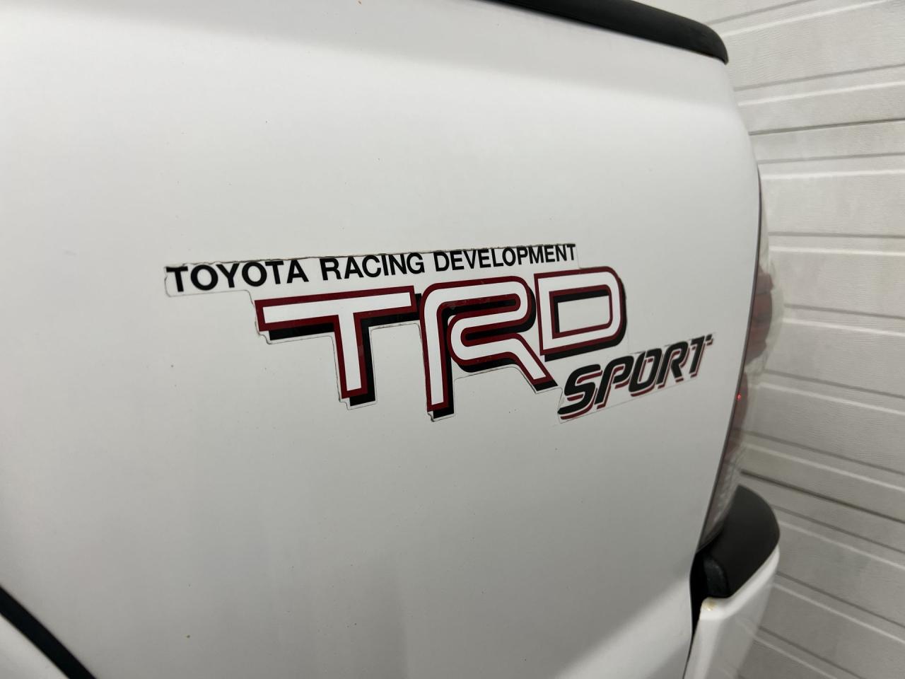 2011 Toyota Tacoma TRD SPORT 4X4 | REAR CAM | DBL CAB | 17IN ALLOYS Photo