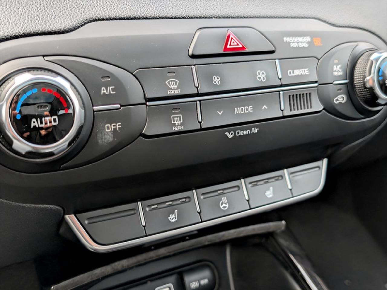 2017 Kia Sorento EX w/Advanced Touring Pkg  **LOW KMS - 1 OWNER** Photo