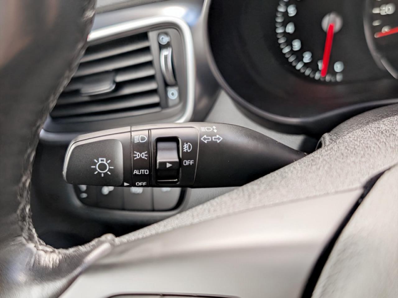 2017 Kia Sorento EX w/Advanced Touring Pkg  **LOW KMS - 1 OWNER** Photo