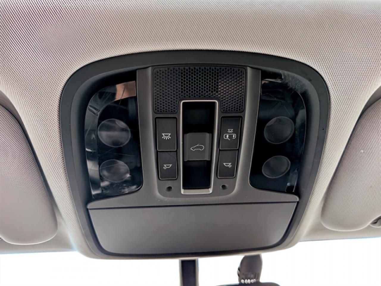 2017 Kia Sorento EX w/Advanced Touring Pkg  **LOW KMS - 1 OWNER** Photo