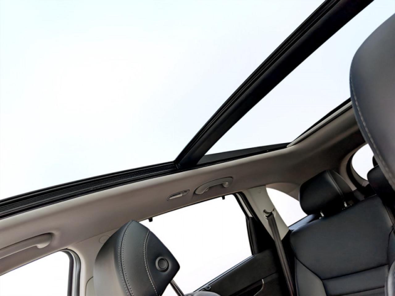 2017 Kia Sorento EX w/Advanced Touring Pkg  **LOW KMS - 1 OWNER** Photo