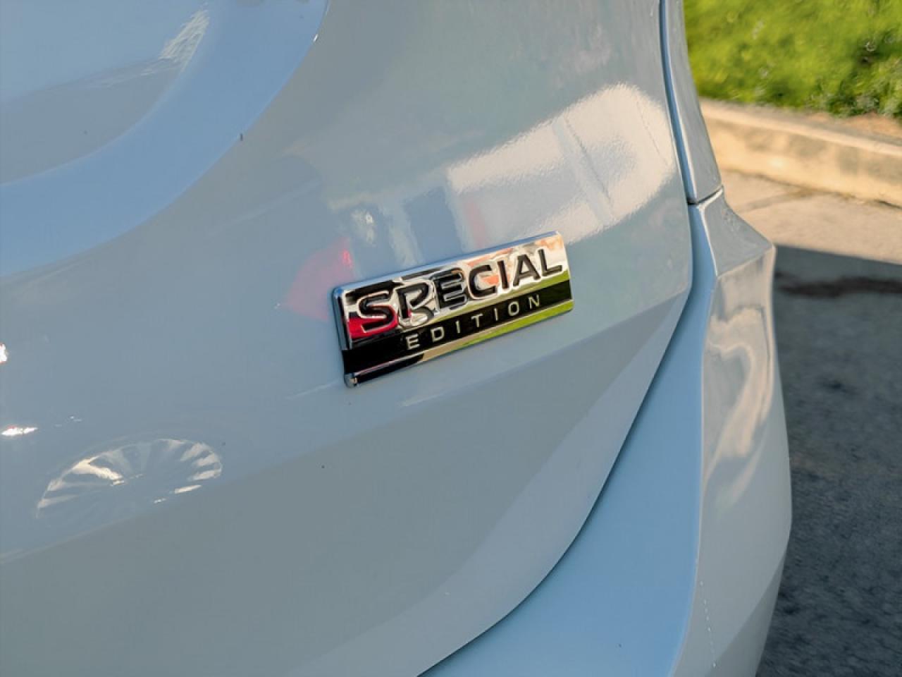 2020 Nissan Rogue S Special Edition  **HTD SW - BLIND SPOT** Photo