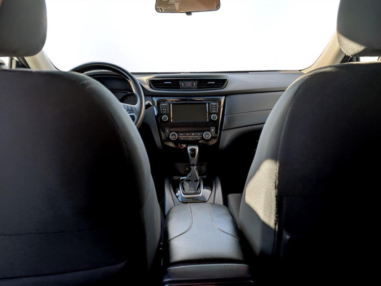 2020 Nissan Rogue S Special Edition  **HTD SW - BLIND SPOT** Photo