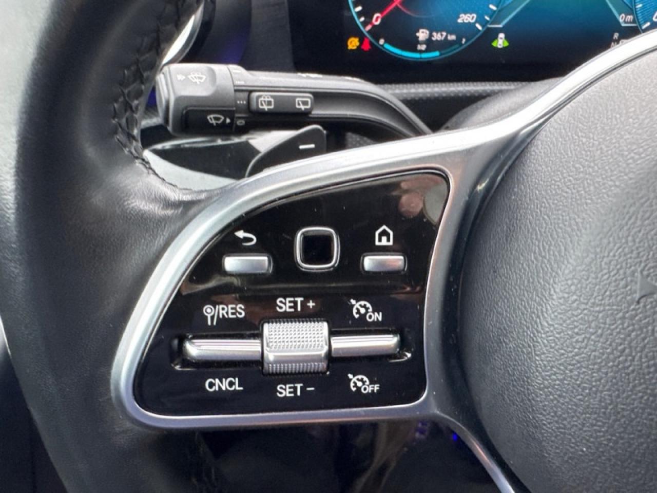 2022 Nissan Pathfinder Platinum  - Cooled Seats Photo