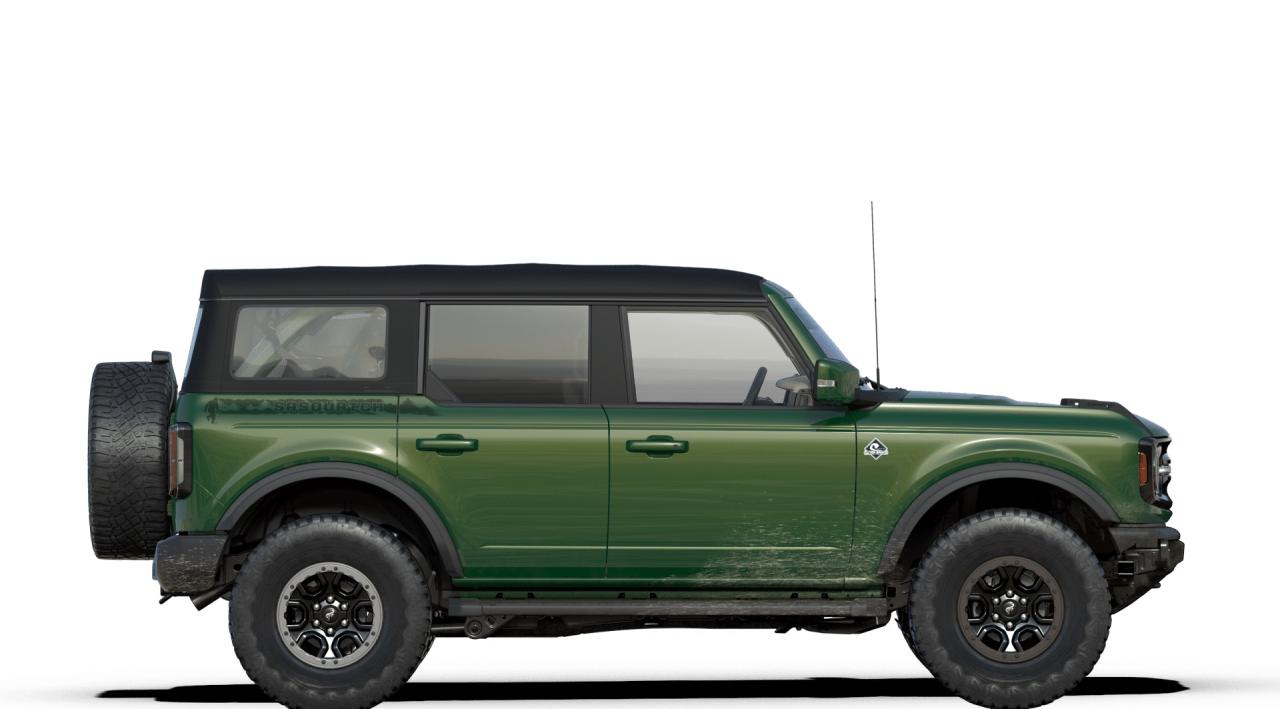 2025 Ford Bronco Outer Banks® Photo4
