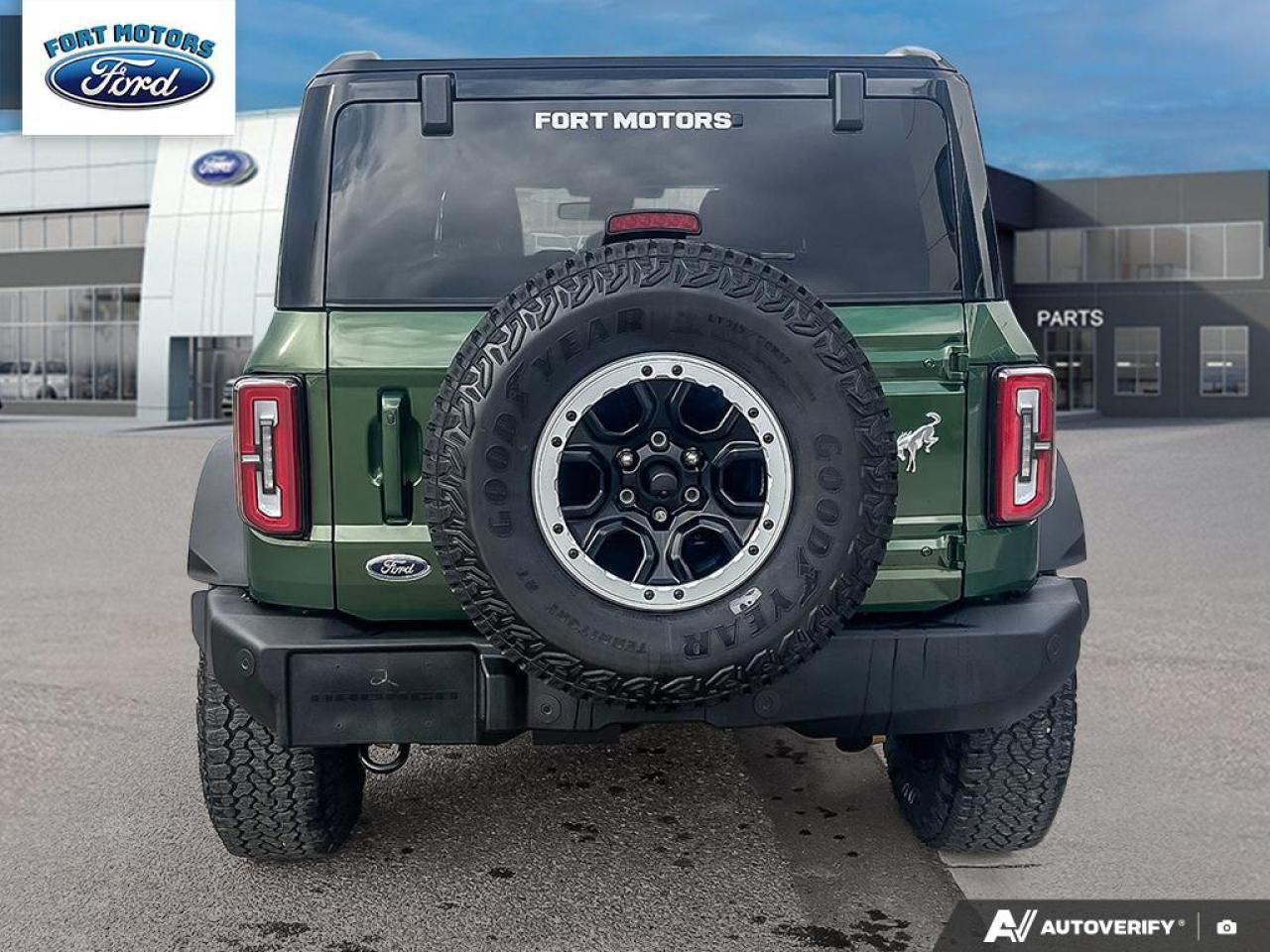 2025 Ford Bronco Outer Banks® Photo4