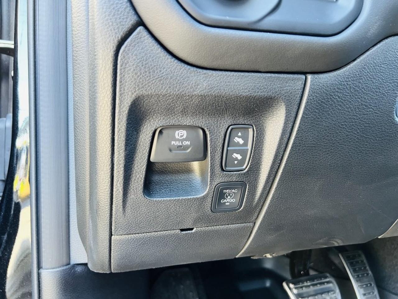 2025 RAM 1500 RHO 4X4 Photo