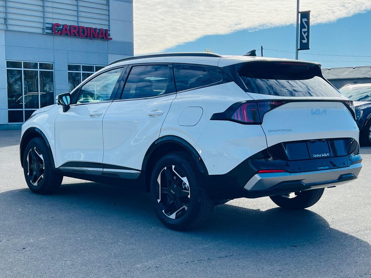 2026 Kia Sportage HEV SX - Black Interior Photo