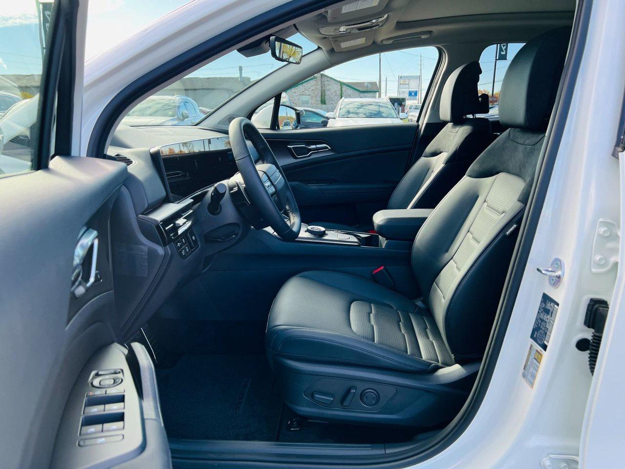 2026 Kia Sportage HEV SX - Black Interior Photo