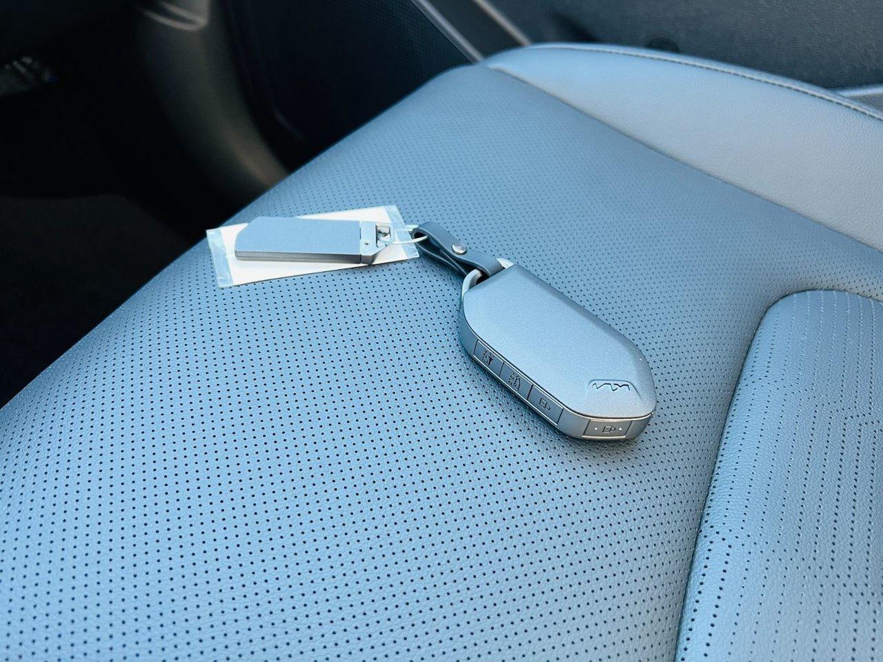 2026 Kia Sportage HEV SX - Black Interior Photo