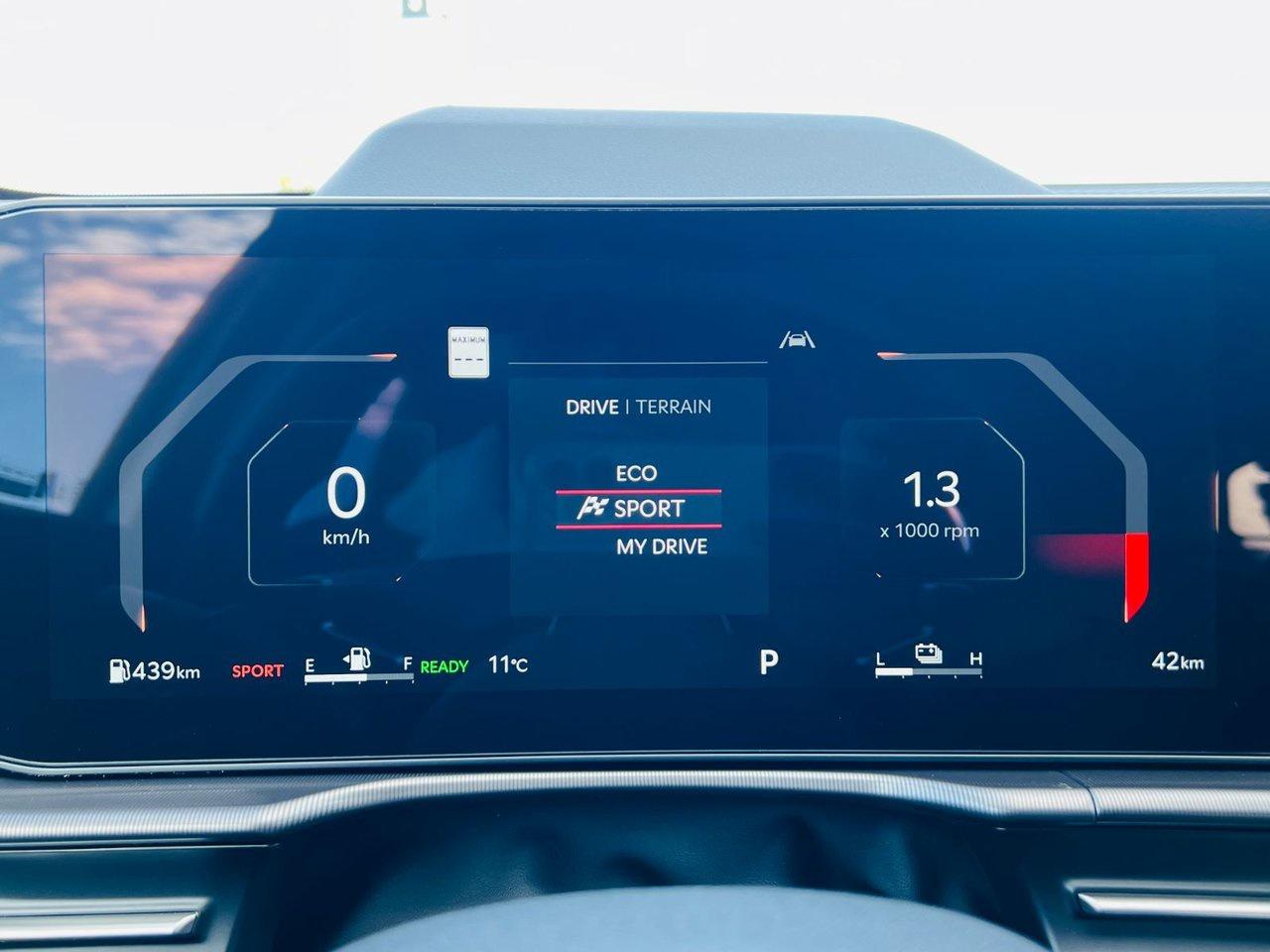 2026 Kia Sportage HEV SX - Black Interior Photo