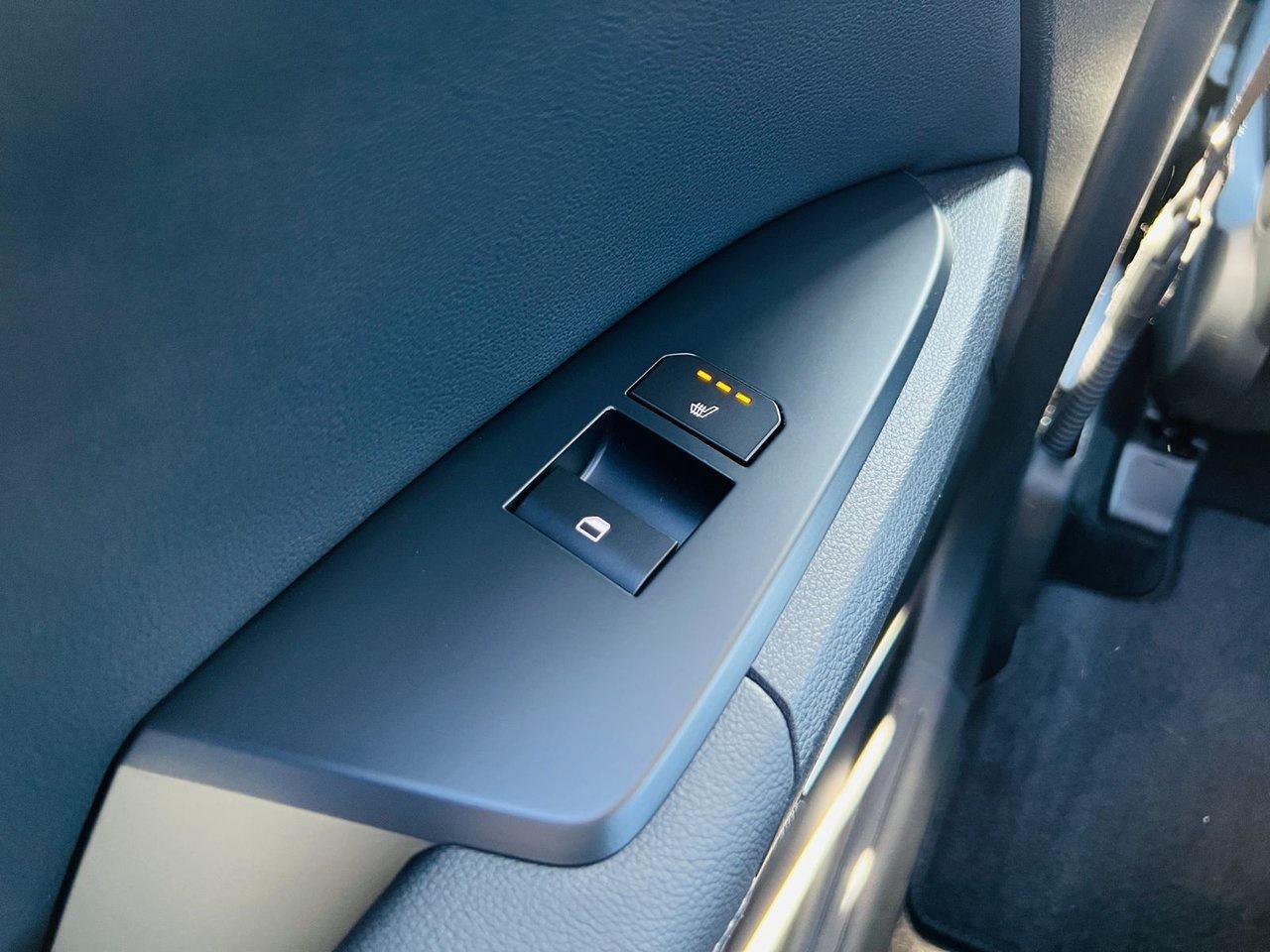 2026 Kia Sportage HEV SX - Black Interior Photo