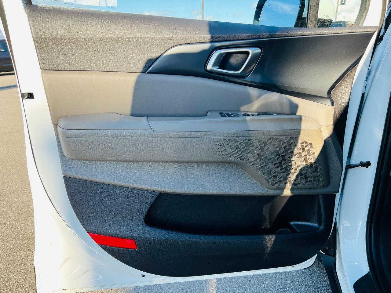 2026 Kia Carnival LX+ Photo