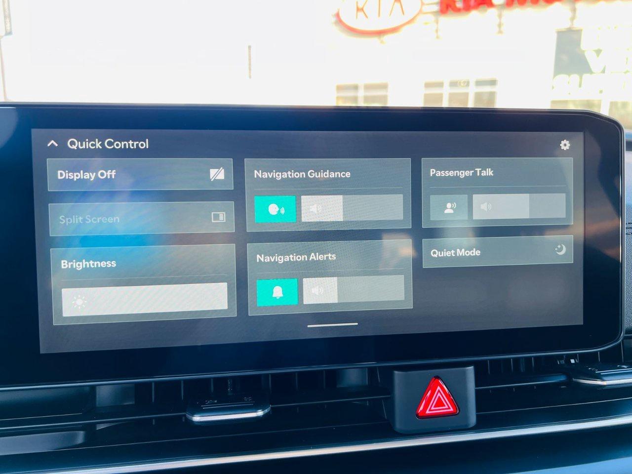 2026 Kia Carnival LX+ Photo