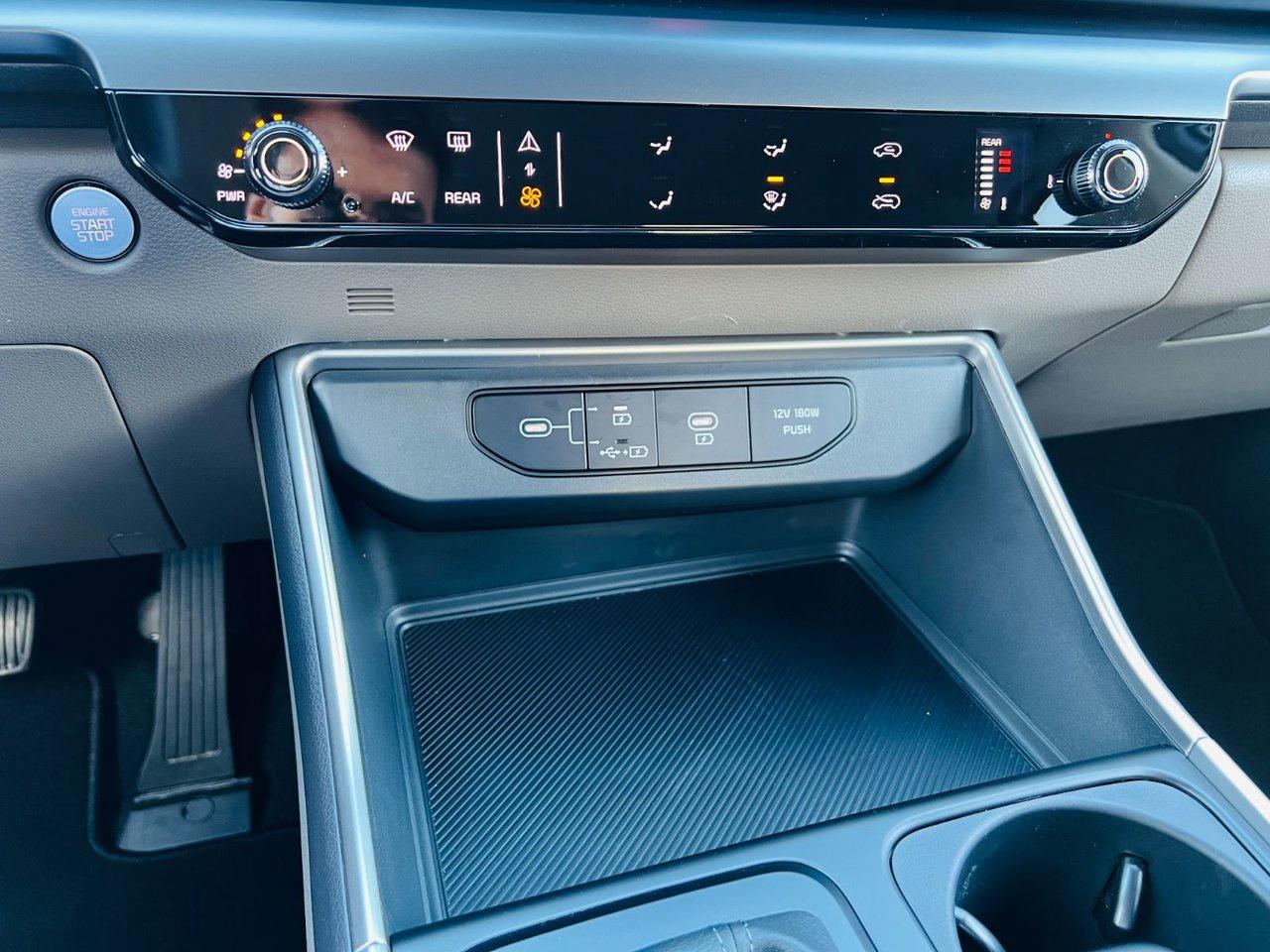 2026 Kia Carnival LX+ Photo