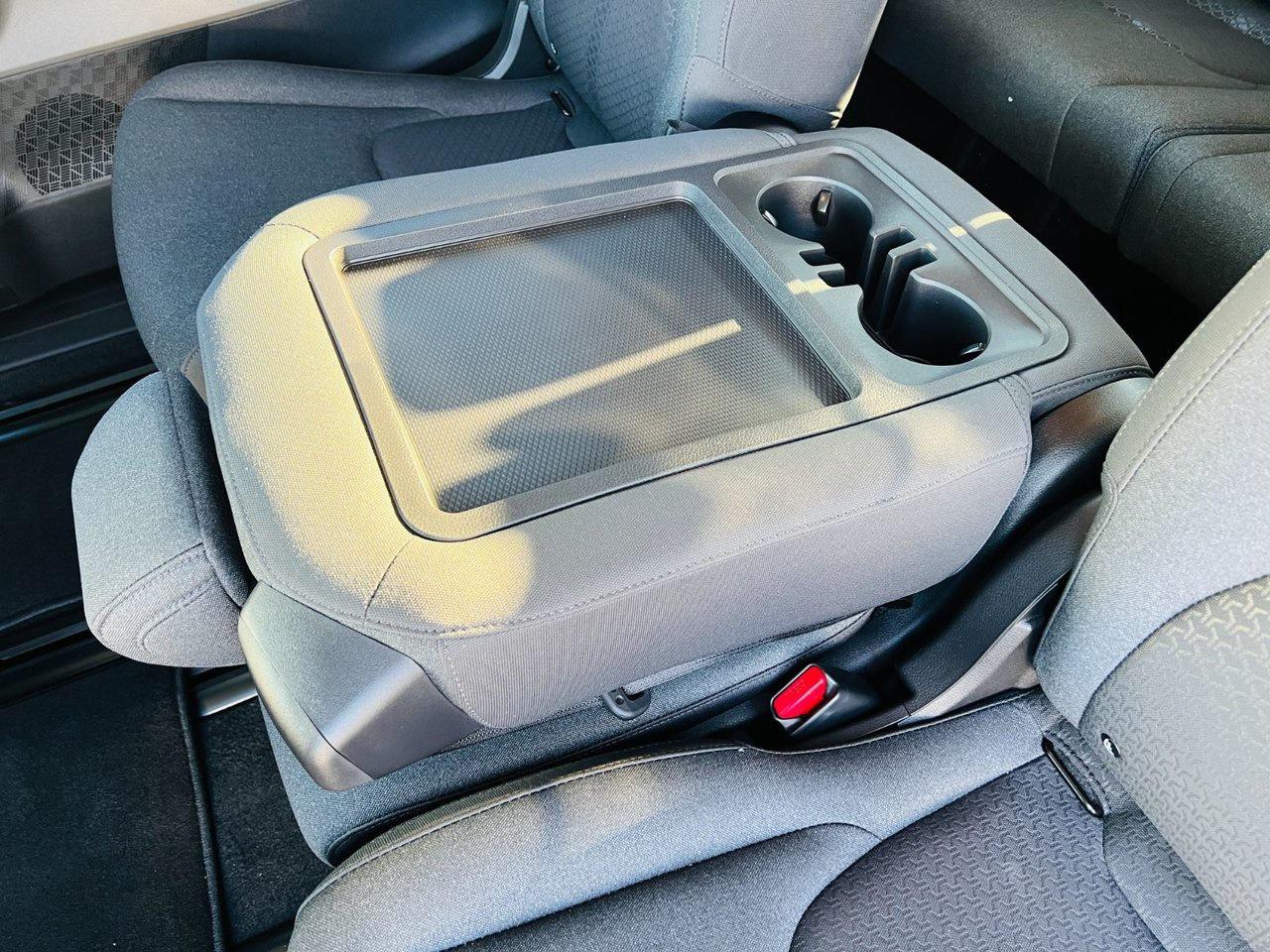 2026 Kia Carnival LX+ Photo