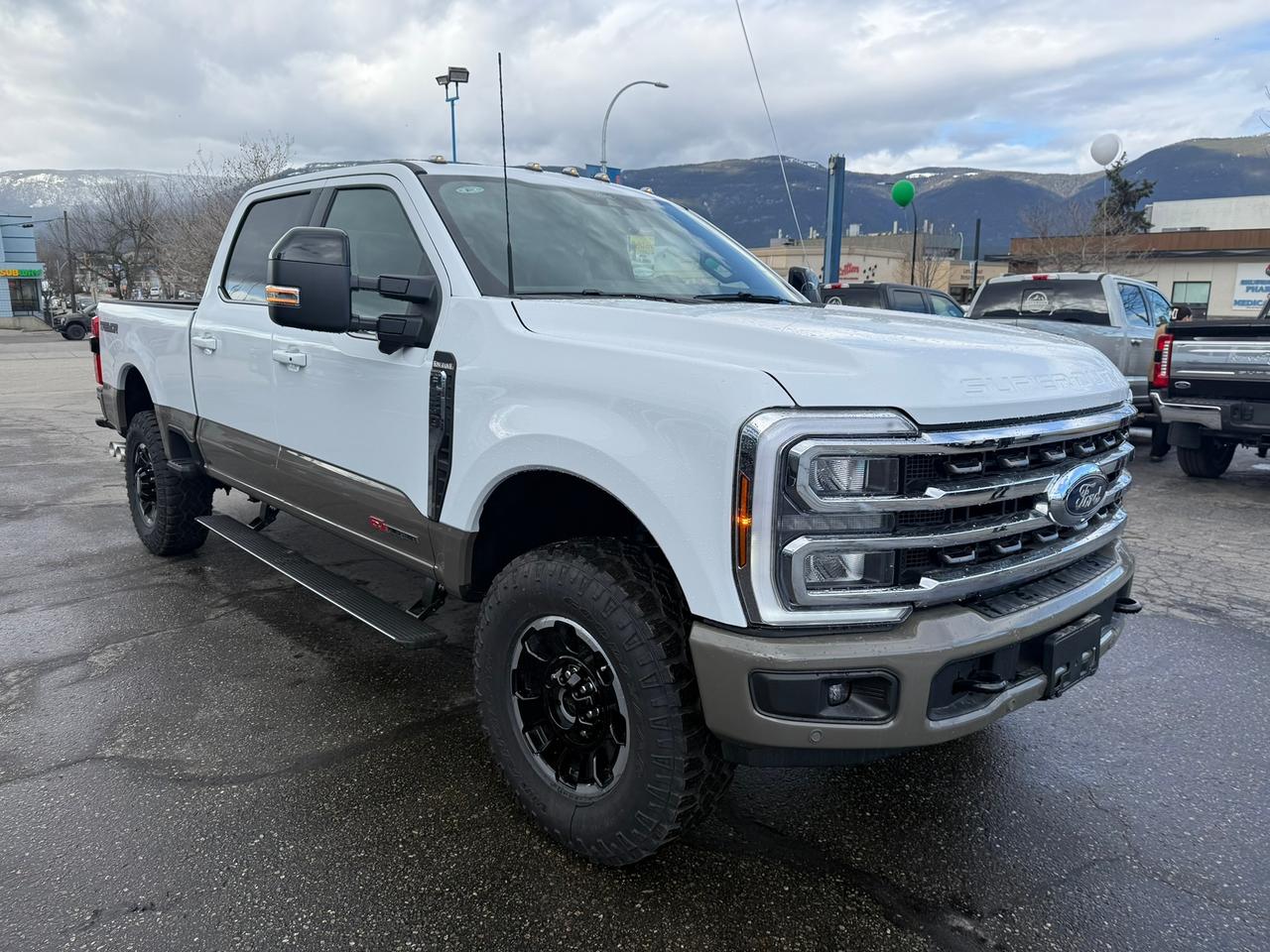 2026 Ford F-350 Super Duty SRW King Ranch Photo1