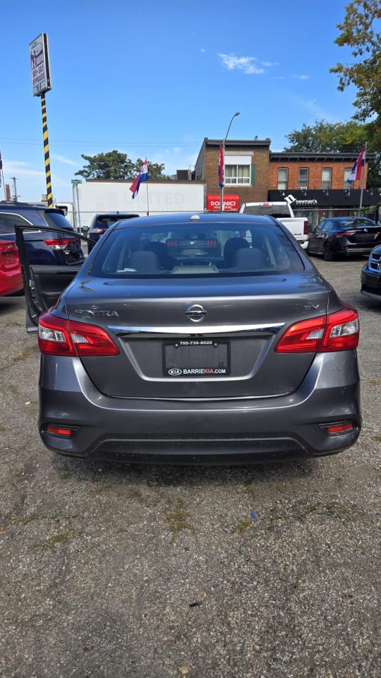 2016 Nissan Sentra S - Photo #4