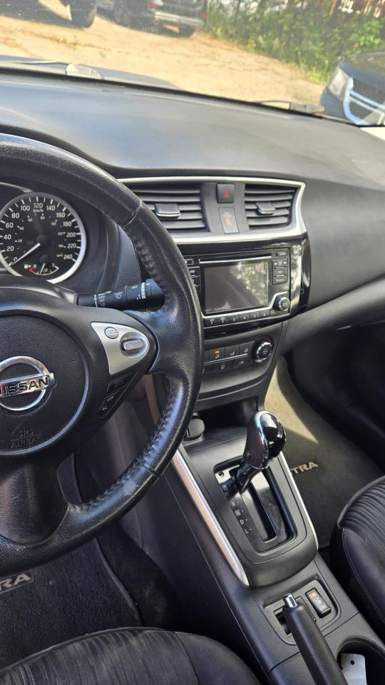 2016 Nissan Sentra S - Photo #6