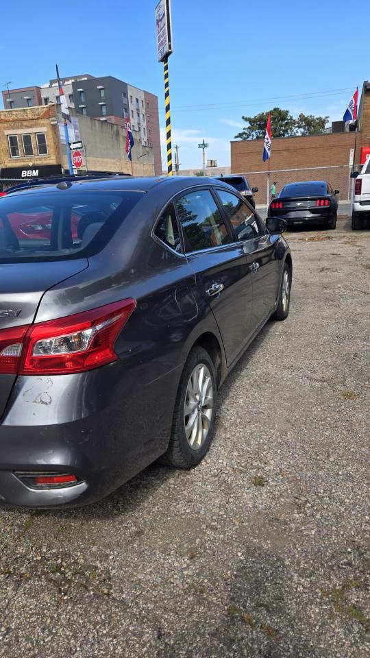 2016 Nissan Sentra S Photo2