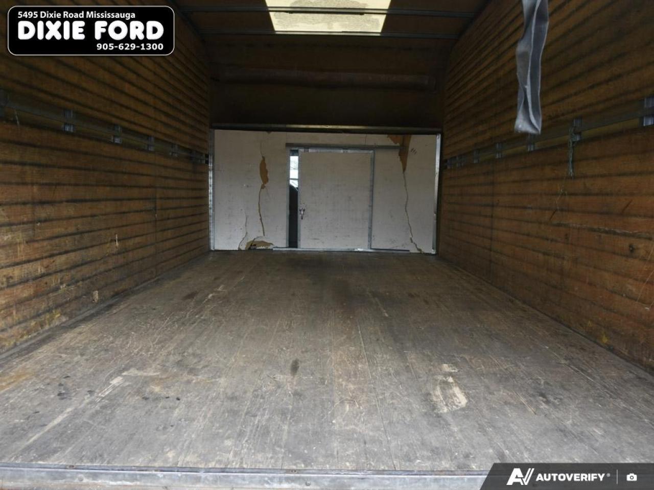 2021 Ford E-Series Cutaway  Photo