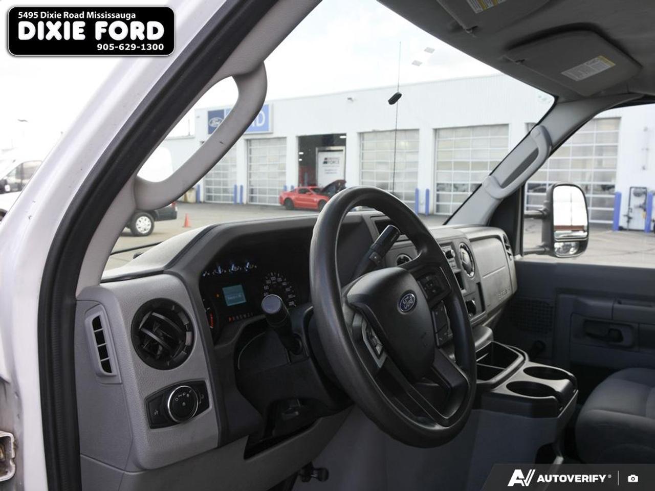 2021 Ford E-Series Cutaway  Photo