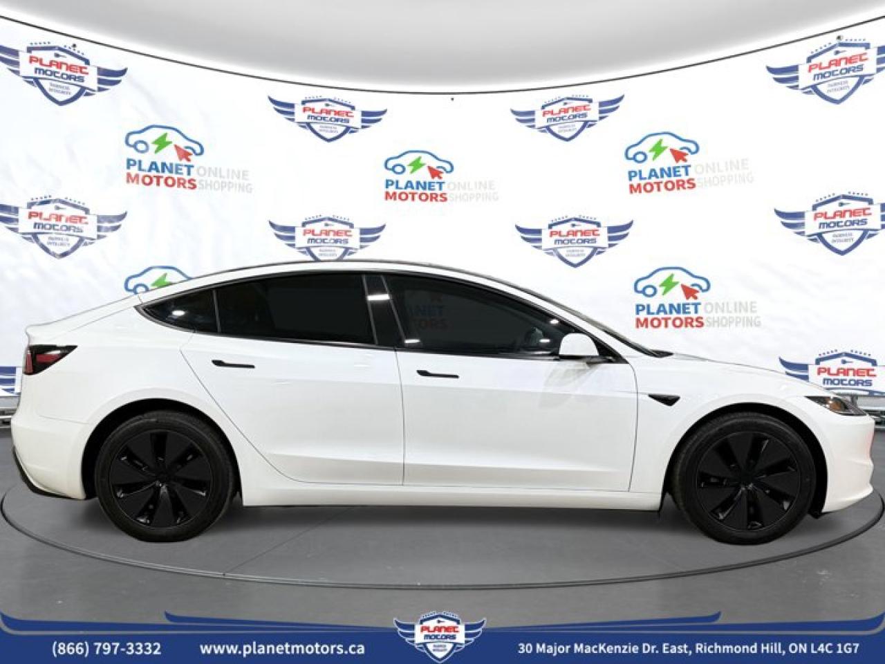 2024 Tesla Model 3 LONG RANGE - Photo #4