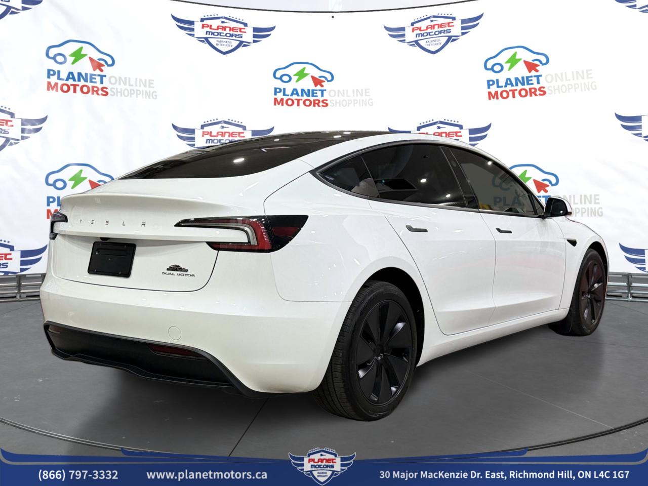 2024 Tesla Model 3 LONG RANGE Photo4