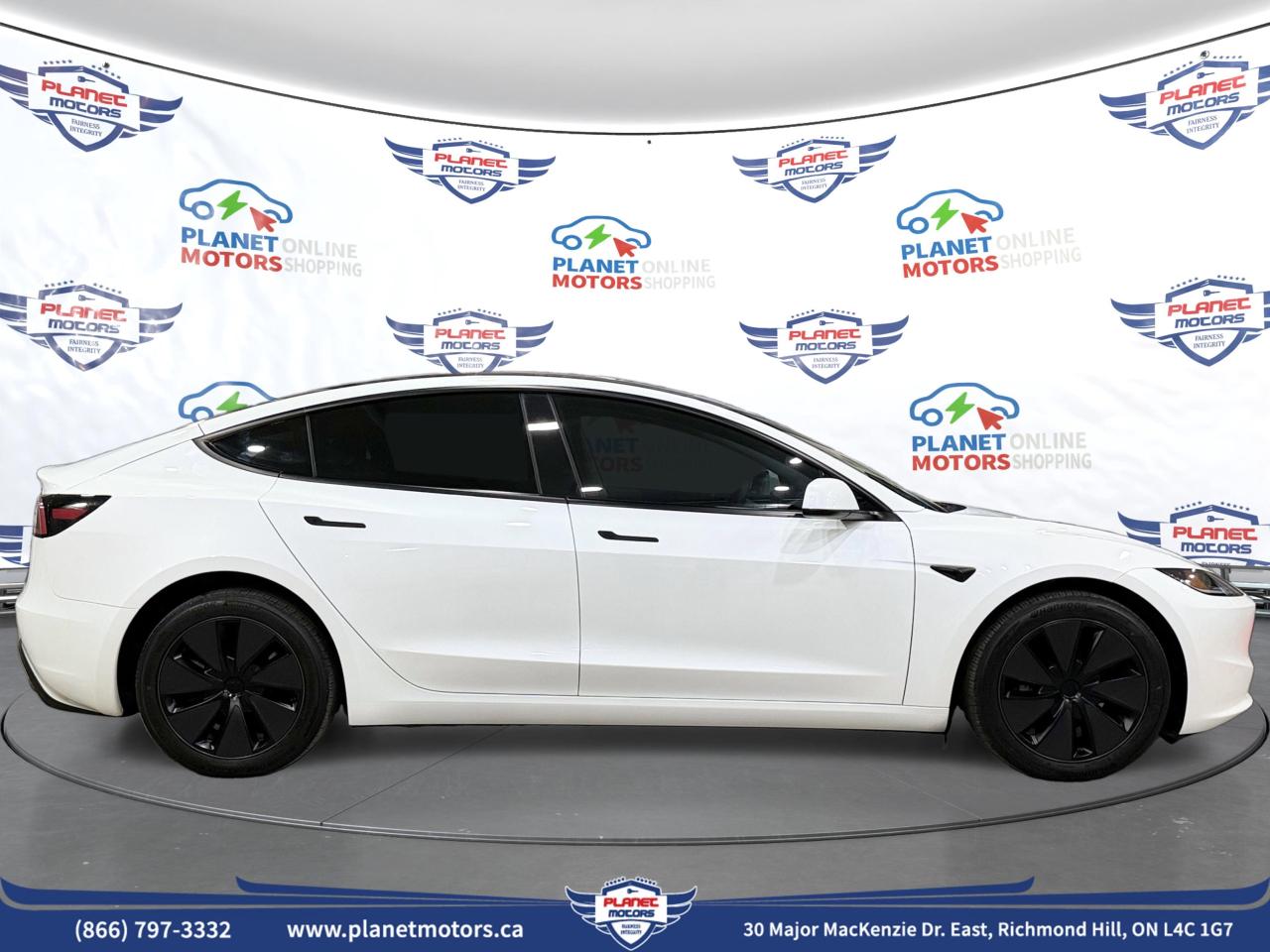 2024 Tesla Model 3 LONG RANGE Photo