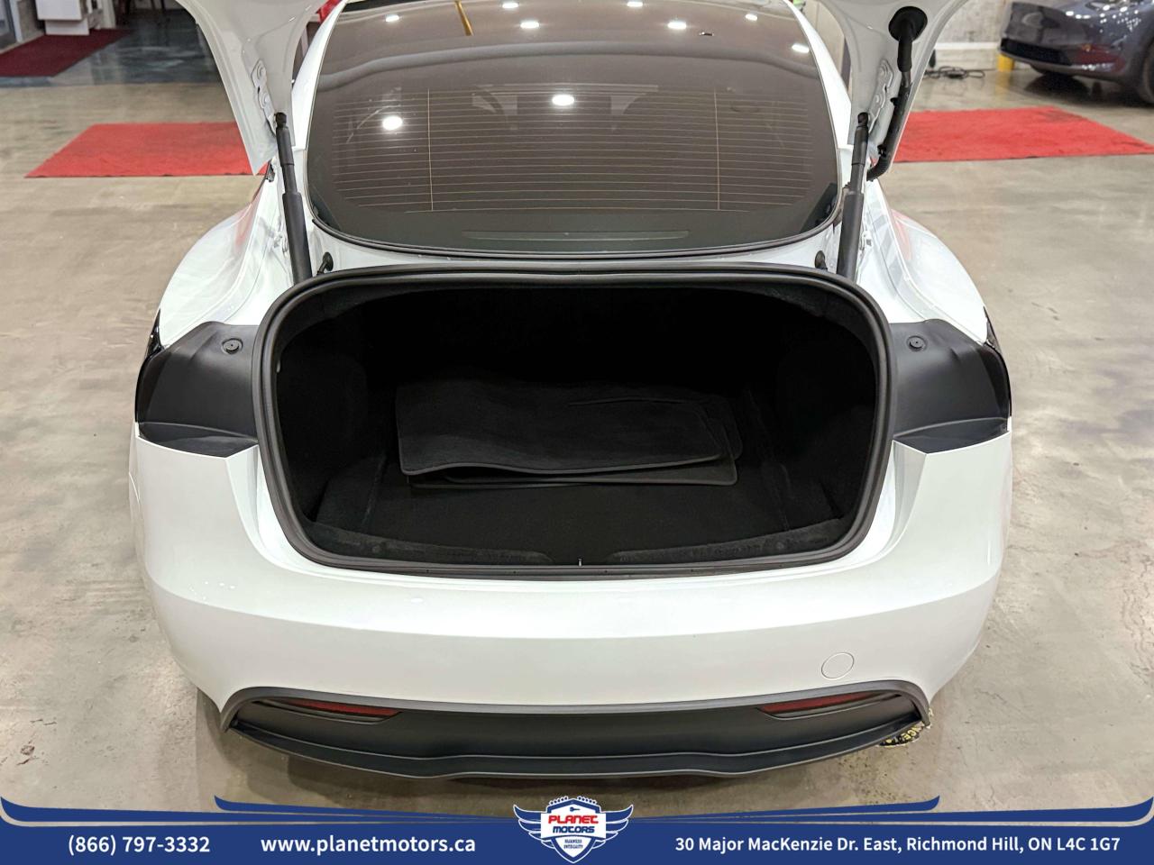 2024 Tesla Model 3 LONG RANGE Photo