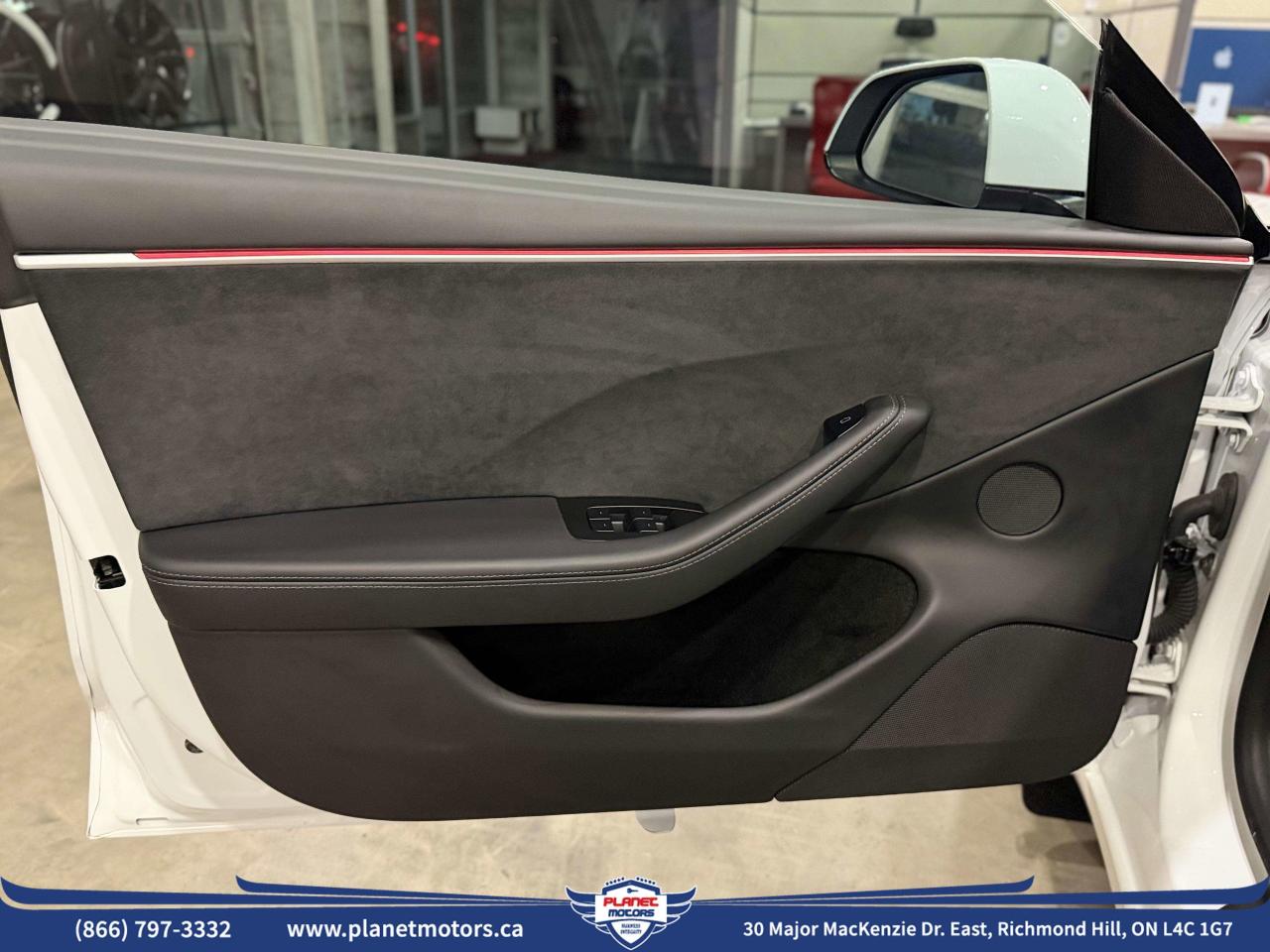 2024 Tesla Model 3 LONG RANGE Photo