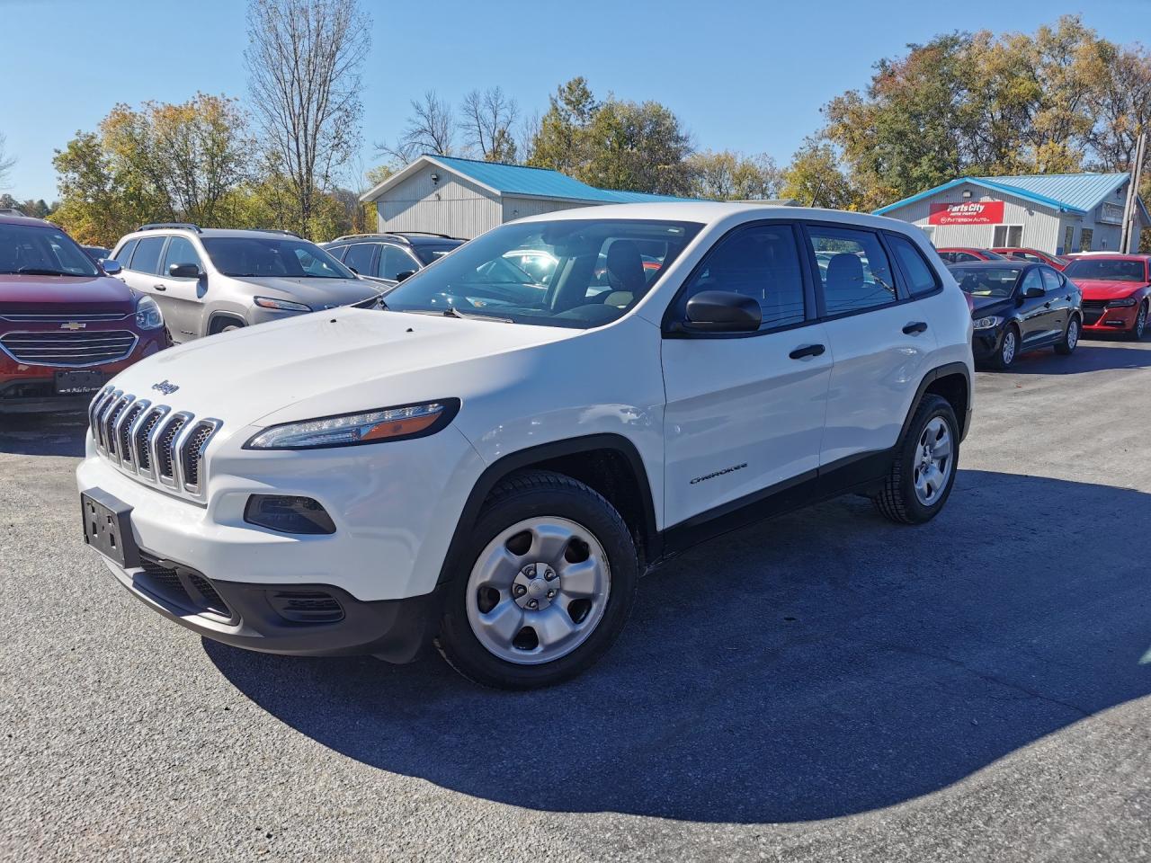 Used 2017 Jeep Cherokee Sport for sale in Madoc, ON