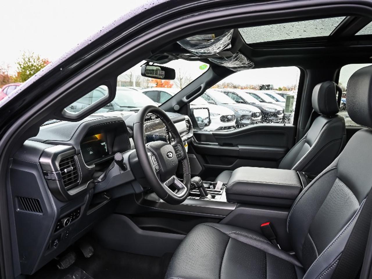 2025 Ford F-150 Lariat Photo