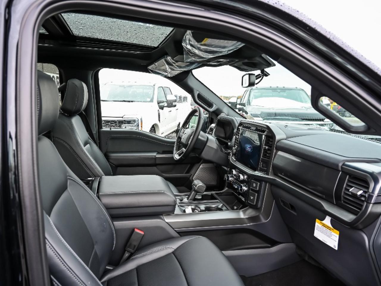 2025 Ford F-150 Lariat Photo