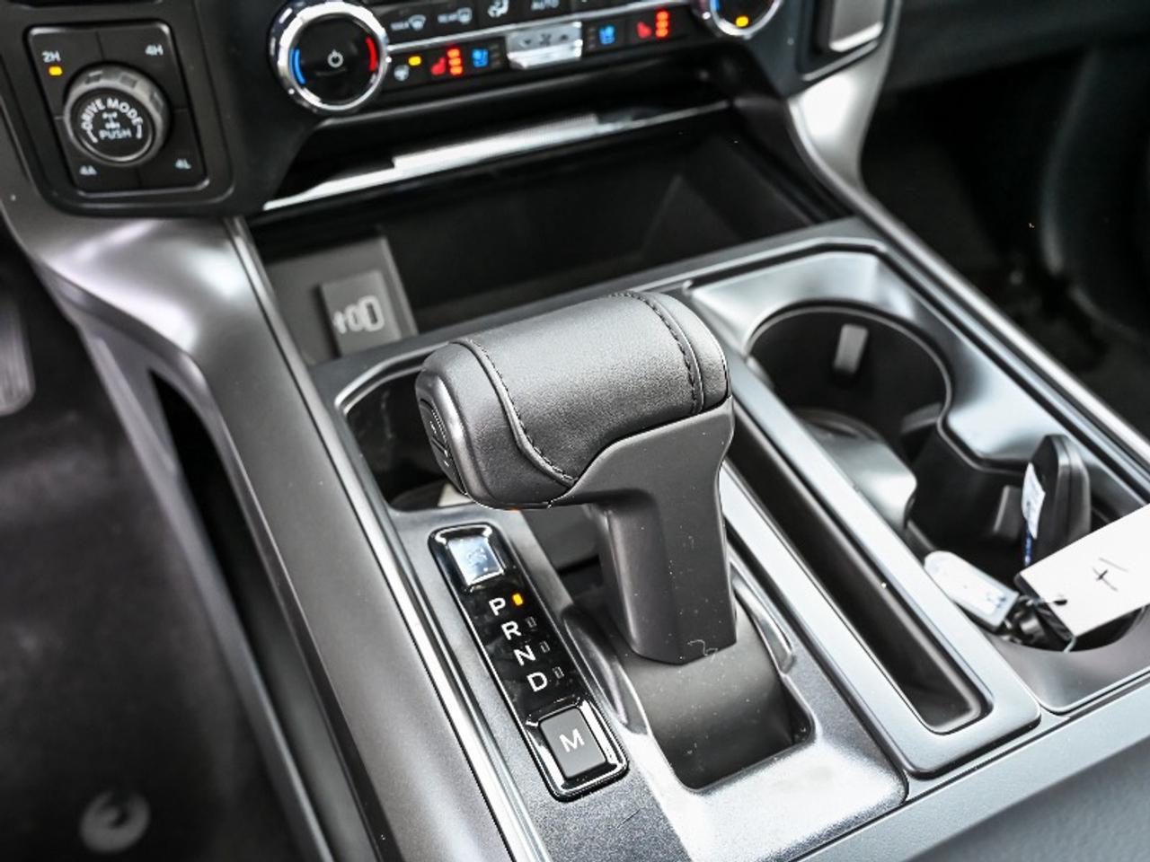 2025 Ford F-150 Lariat Photo