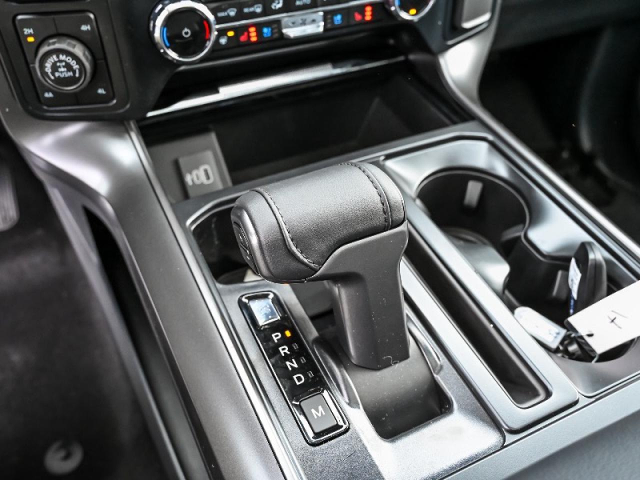 2025 Ford F-150 Lariat Photo