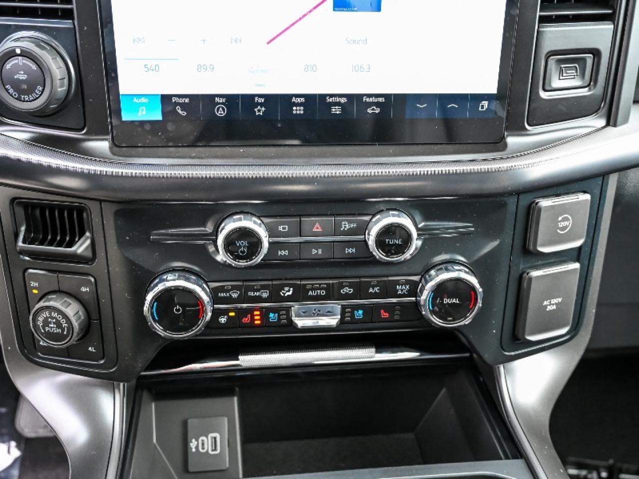 2025 Ford F-150 Lariat Photo