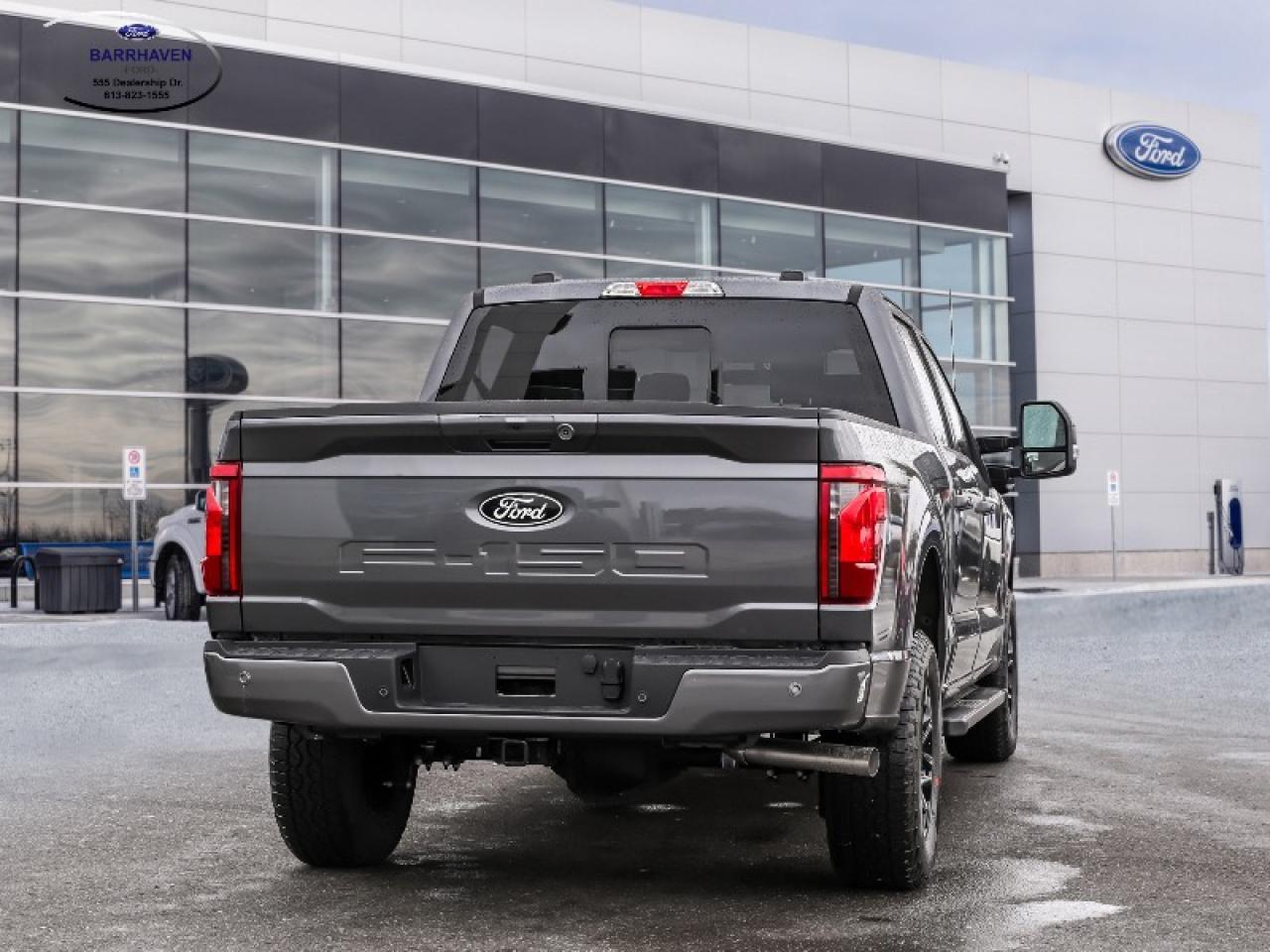 2025 Ford F-150 XLT Photo2