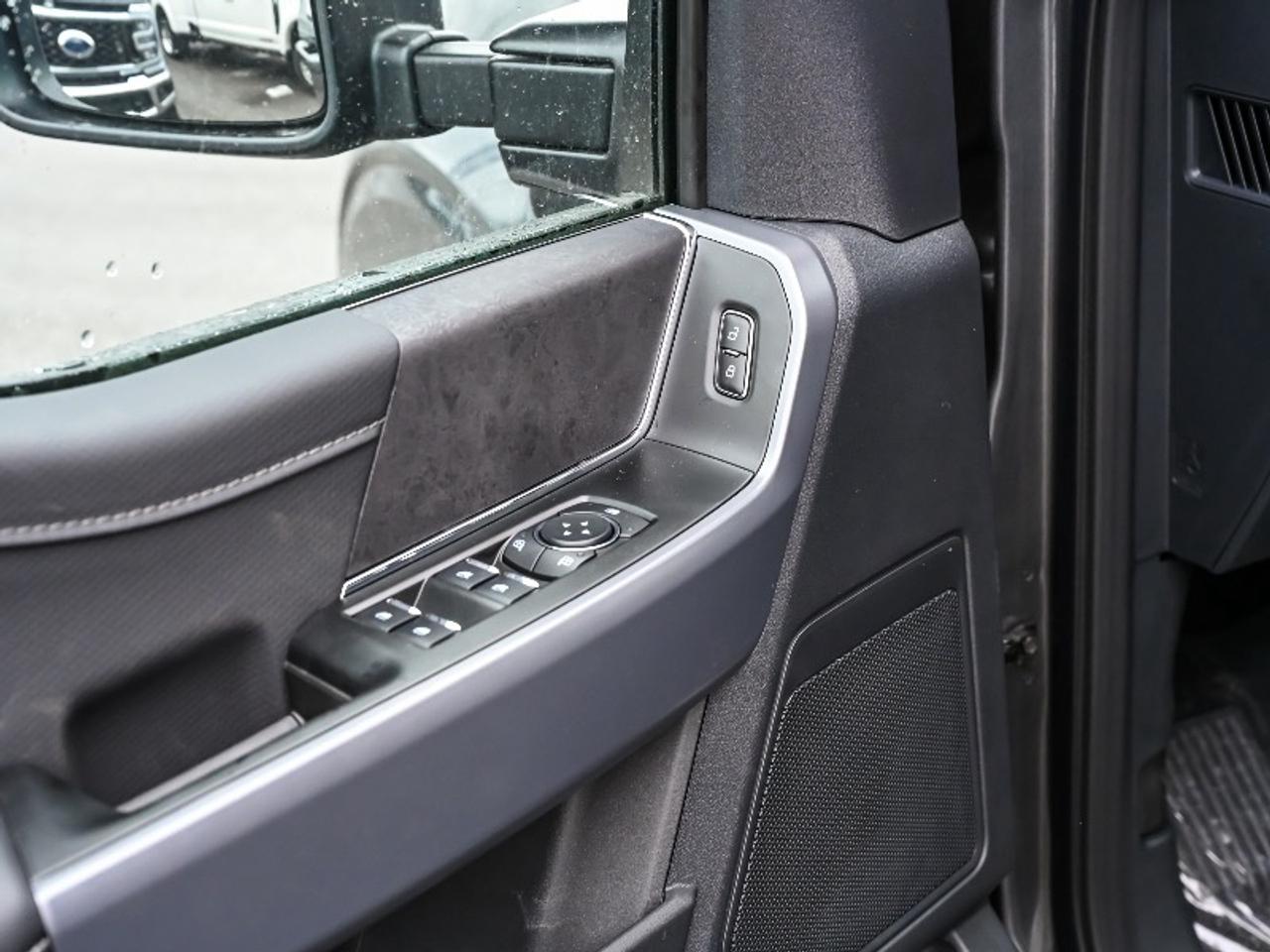 2025 Ford F-150 XLT Photo