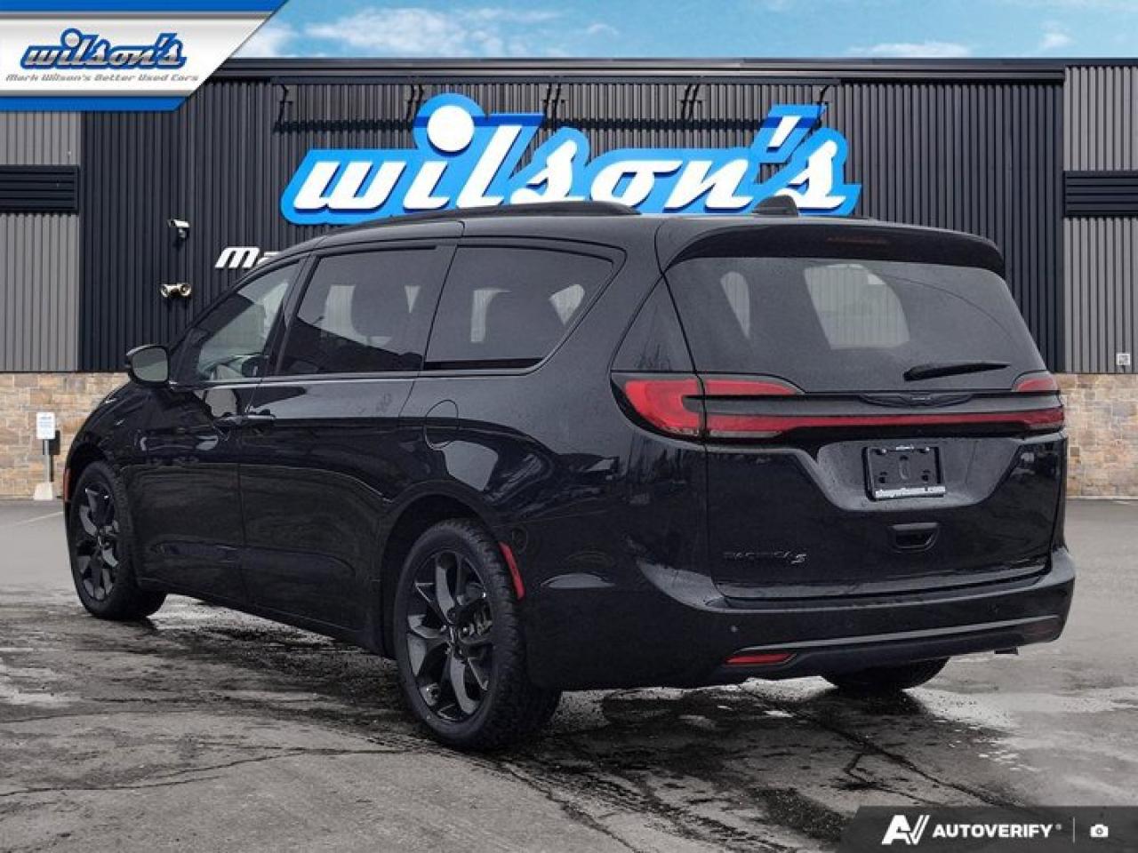 2024 Chrysler Pacifica Touring-L | Leather | Pano Sunroof | S-Appearance Pkg | Heated Wheel + Seats | and More ! Photo2