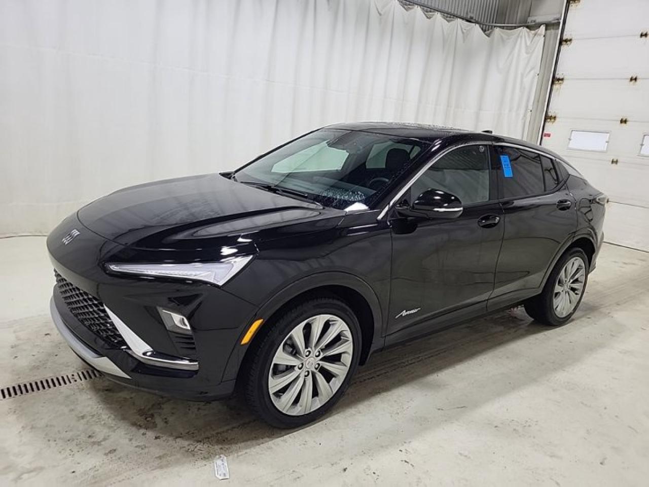 Used 2024 Buick Envista Avenir | Leather | Sunroof | Heated Seats + Steering | Remote Start | Wireless CarPlay | and More ! for sale in Guelph, ON